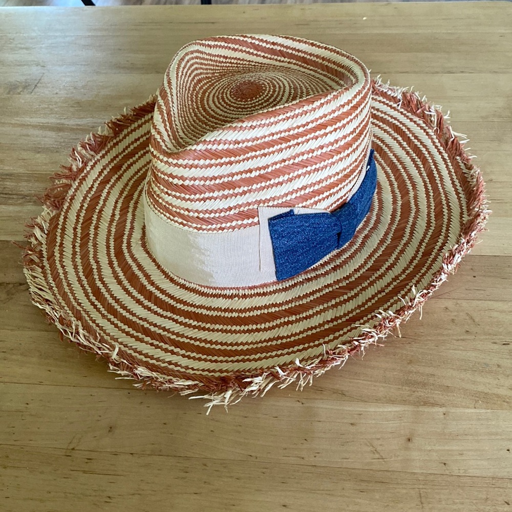 Nick Fouquet hat NWT